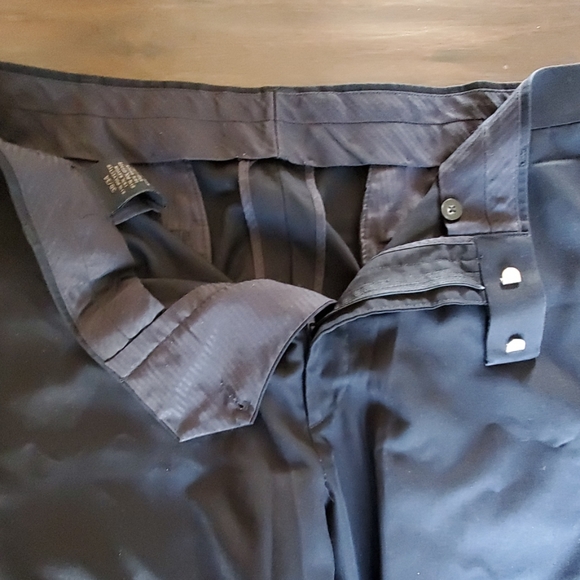 Axist dress pant - Picture 2 of 5